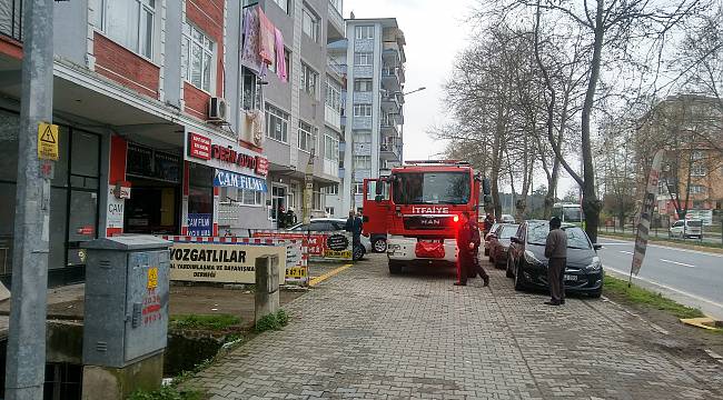 Apartman Boşluğunda Çıkan Yangın Söndürüldü