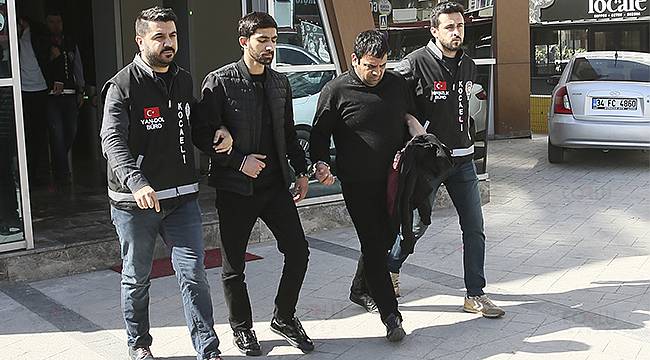 Hazırladıkları Özel Düzenekle Kıyafet Çalan 6 Kişi Yakalandı