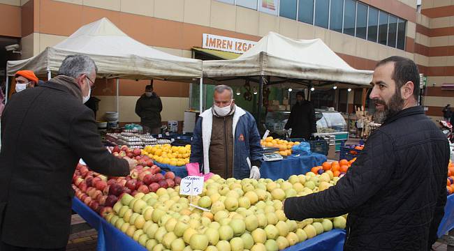 Keşan'da Vatandaşlara Steril Mendil Dağıtıldı