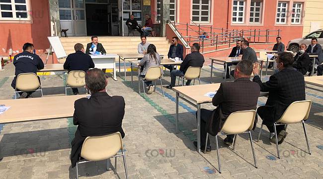 Kırklareli'nde "Vefa Sosyal Destek Grubu" toplantısı açık havada yapıldı