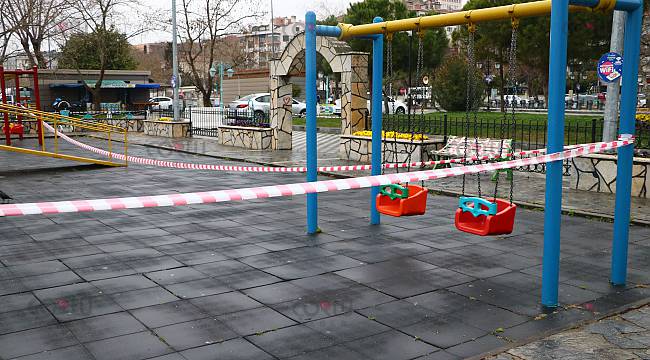 Koronavirüse Karşı Çocuk Parkları ve Kamelyalar Şeritle Çevrildi