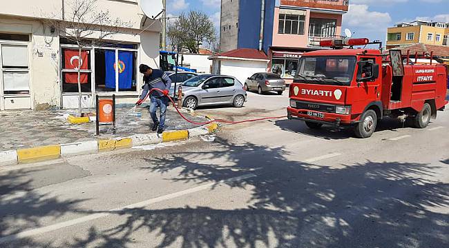 Lalapaşa'da Koronavirüse Karşı Cadde ve Sokaklar Dezenfekte Edildi