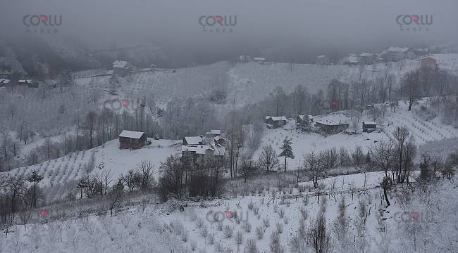 Sakarya'ya Kar Yağdı