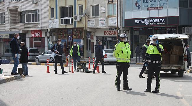 Şehir Merkezine Çıkan Yollar Kapandı