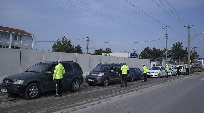 Sürücüler Şehirden Ayrılmamaları Konusunda Uyarıldı