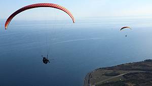 Tekirdağ'da Yamaç Paraşütü Keyfi