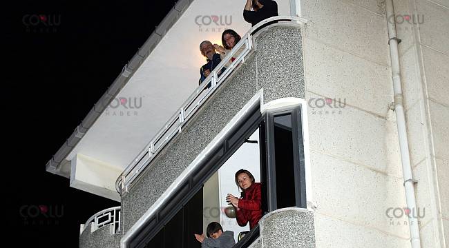 Tüm Trakya Sağlık Çalışanlarını Alkışladı