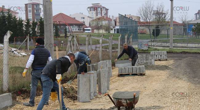 Ulaş Mahallesinde Kilit Parke Taş Döşeme Çalışmalarına Başlandı