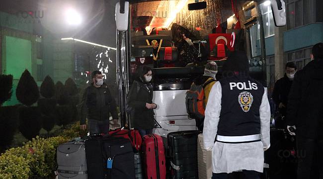Yurt Dışından Gelenler 348 Kişi Öğrenci Yurduna Yerleştirildi