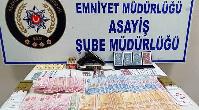 Balıkesir'de Kumar Oynayan 10 Kişiye 39 Bin 150 Lira Ceza Kesildi