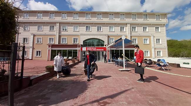 Karantina Süresi Dolan 103 Kişi Evlerine Gönderiliyor