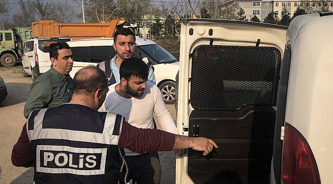 Sokakta Futbol Oynadıkları İçin Uyaran Polise Saldıran Şüpheliler Yakalandı