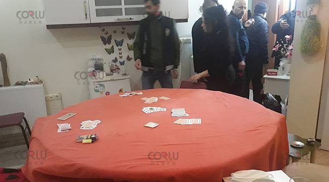 Sosyal Mesafe Kuralına Uymayan 12 Kişiye Para Cezası
