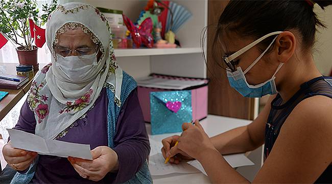 Devlet Korumasındaki Çocuklardan Huzurevindeki Annelere Mektup