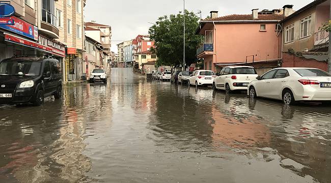Edirne'de Kuvvetli Sağanak