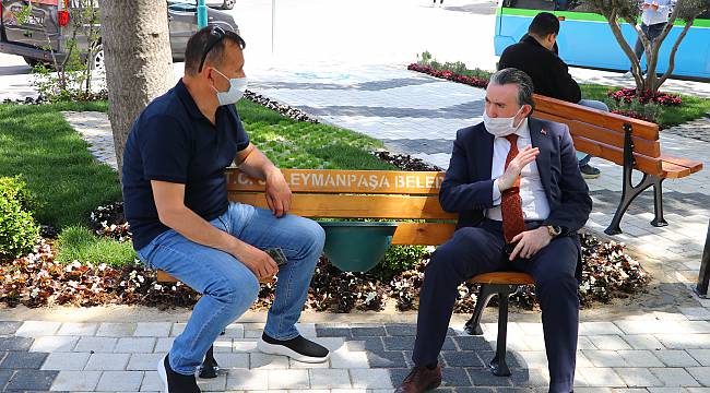 Parklara "Sosyal Mesafeli Banklar" Yerleştirildi