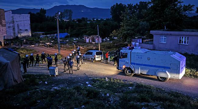 Silahlı Kavgaya Müdahale Eden Polis Şehit Oldu