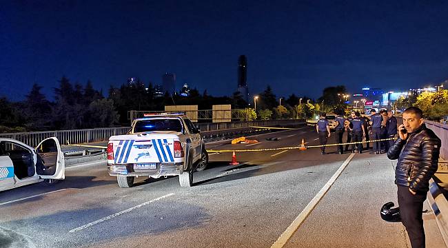 Bariyerlere Çarpan Motosiklet Sürücüsü Öldü