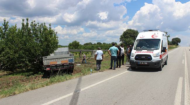Kontrolden Çıkan Tır Tarlaya Uçtu, 1 Yaralı