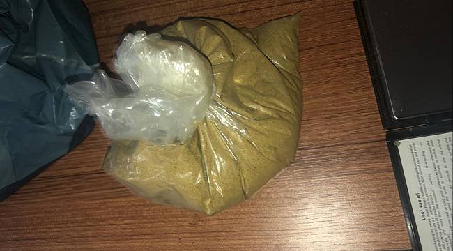 435 Gram Esrar Ele Geçirildi, 5 Gözaltı