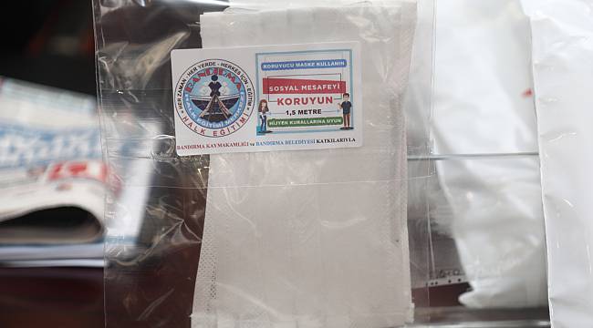 Bandırma'da Gönüllüler 10 Bin Cerrahi Maske Üretti