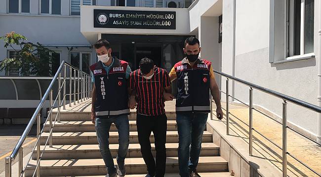 Bursa'da Kapkaç Zanlısını Parmağındaki Yara Bandı Yakalattı