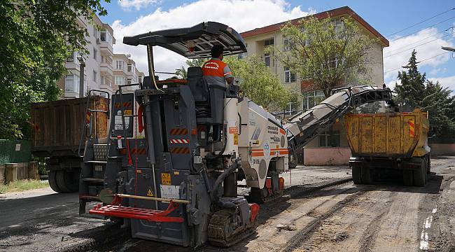 Dadaloğlu Caddesi’nde Asfalt Çalışması Tamamlandı