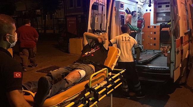 İstanbul'da 2 Kişi Silahla Vuruldu