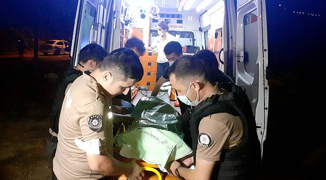 Denizde Kaybolan Genç Kız Polisin Dikkati Sayesinde Bulundu