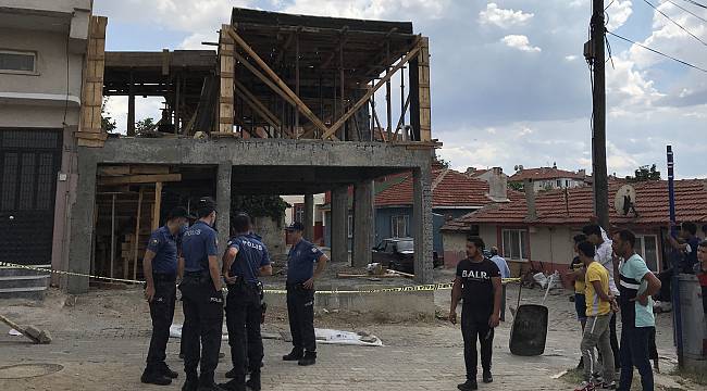 İnşaattan Düşen İşçi Öldü