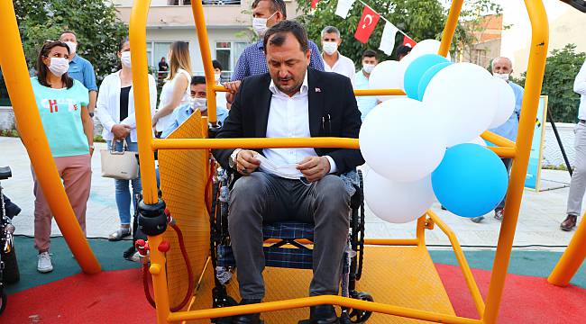 Engelli Çocukların Yüzünü Güldürecek "Engelsiz Park" Açıldı
