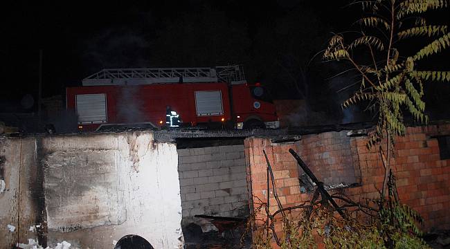 Evde Çıkan Yangın 1 Saat Sonra Söndürüldü