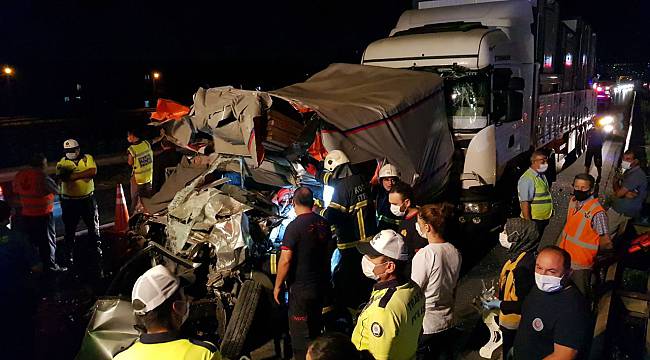Kocaeli'de Zincirleme Trafik Kazasında 1 Kişi Öldü