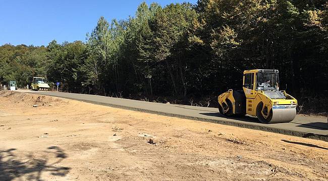 Dupnisa Mağarası'nın Yolu Asfalt ve Beton ile Yenileniyor