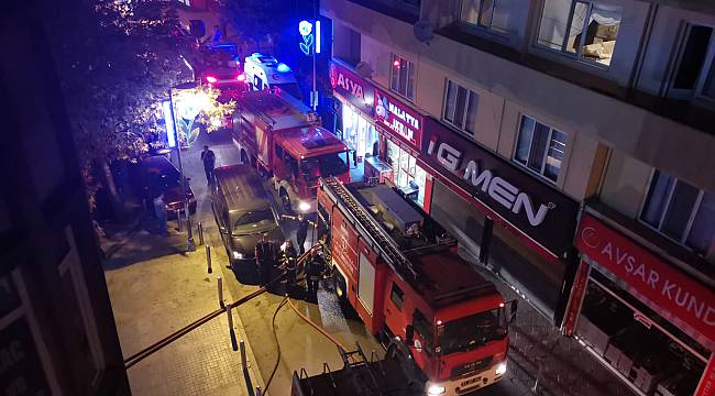 Kocaeli'de Yangın Çıkan İş Yerinde Hasar Oluştu