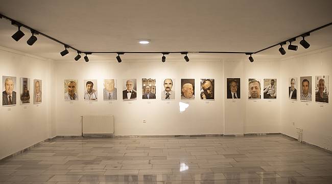 Kovid-19'la Mücadelede Hayatını Kaybeden Sağlık Çalışanları, Fotoğraf Sergisiyle Anıldı