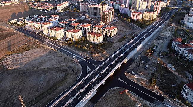 Başkan Sarıkurt, "Kurtuluş Caddesi'nde Asfalt Serim Rekorumuzu Kırdık"