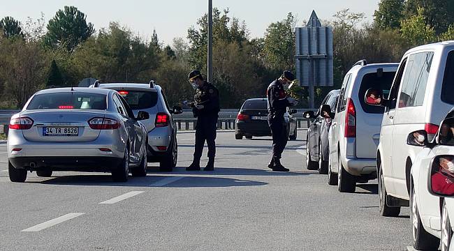 Karantinada Olması Gereken 3 Kişi Trafik Uygulamasında Yakalandı