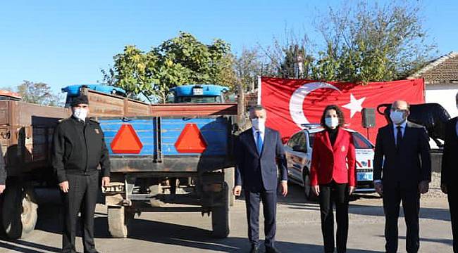 Kırklareli'nde Traktör Sürücülerine Reflektör Dağıtıldı