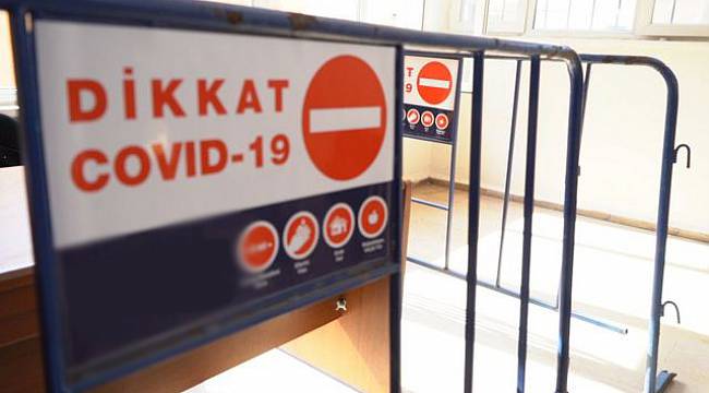 Kovid-19 Hastası Kişilerin Yaşadığı Binalara Uyarı Levhası Asılacak