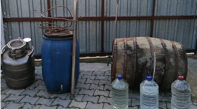 280 Litre Sahte İçki Ele Geçirildi