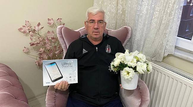 Başkan Yüksel'den Anlamlı Kampanya, "Çiçekler Tablete Dönüşsün Öğrencilerin Yüzü Gülsün"
