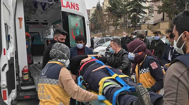 Bilecik'te Motosiklet İle Otomobil Çarpıştı, 1 Yaralı