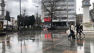 Çorlu'da Sağanak Etkili Oluyor