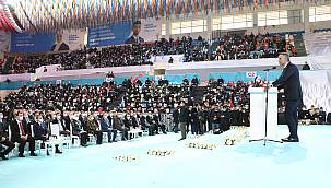 AK Parti Genel Başkan Yardımcısı Yavuz, Partisinin Sakarya 7. Olağan İl Kongresi'nde Konuştu
