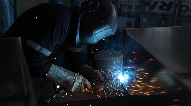 Kapaklı Belediyesi Kendi Atölyelerinde Yaptığı Üretimle Tasarruf Sağlıyor