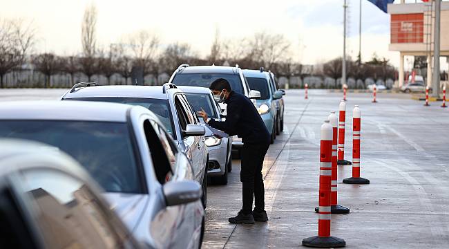 Kapıkule'de "PCR Testi" Uygulaması Devam Ediyor