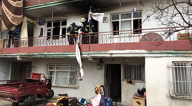 Kocaeli'de Çıkan Yangında Bir Ev Zarar Gördü