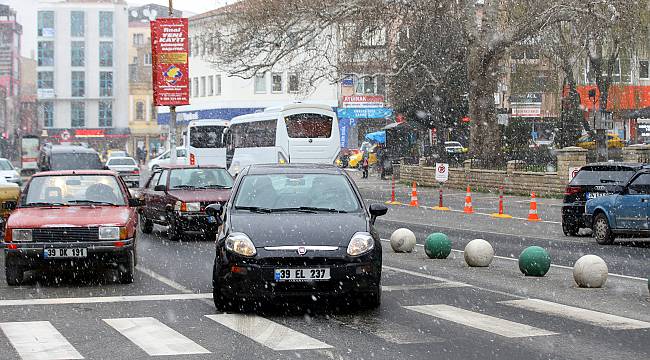 Kırklareli'nde Kar Yağışı Başladı