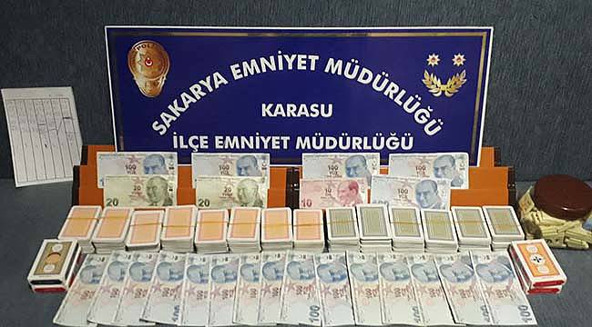 Sakarya'da Evde Kumar Oynayan 16 Kişiye Para Cezası Verildi